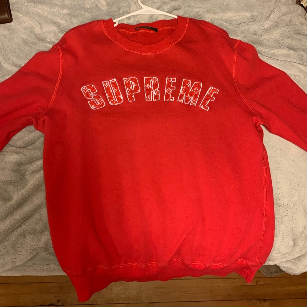Louis Vuitton X Supreme arc loco sweater